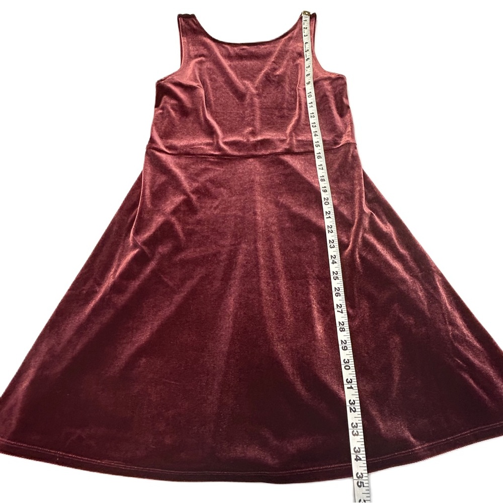 Express Womens Velvet Dress Size‎ M Stretch Knee Length Pull On Red Regencycore - Picture 4 of 8